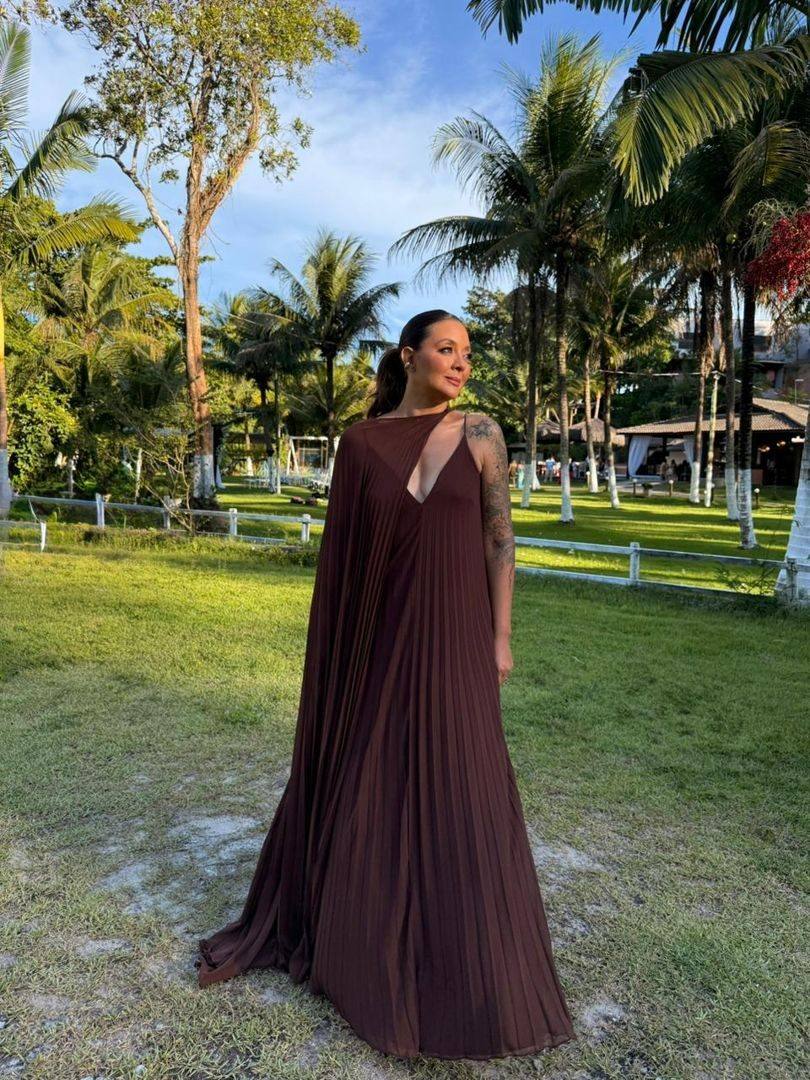 Vestido longo elegante para mãe de noiva
